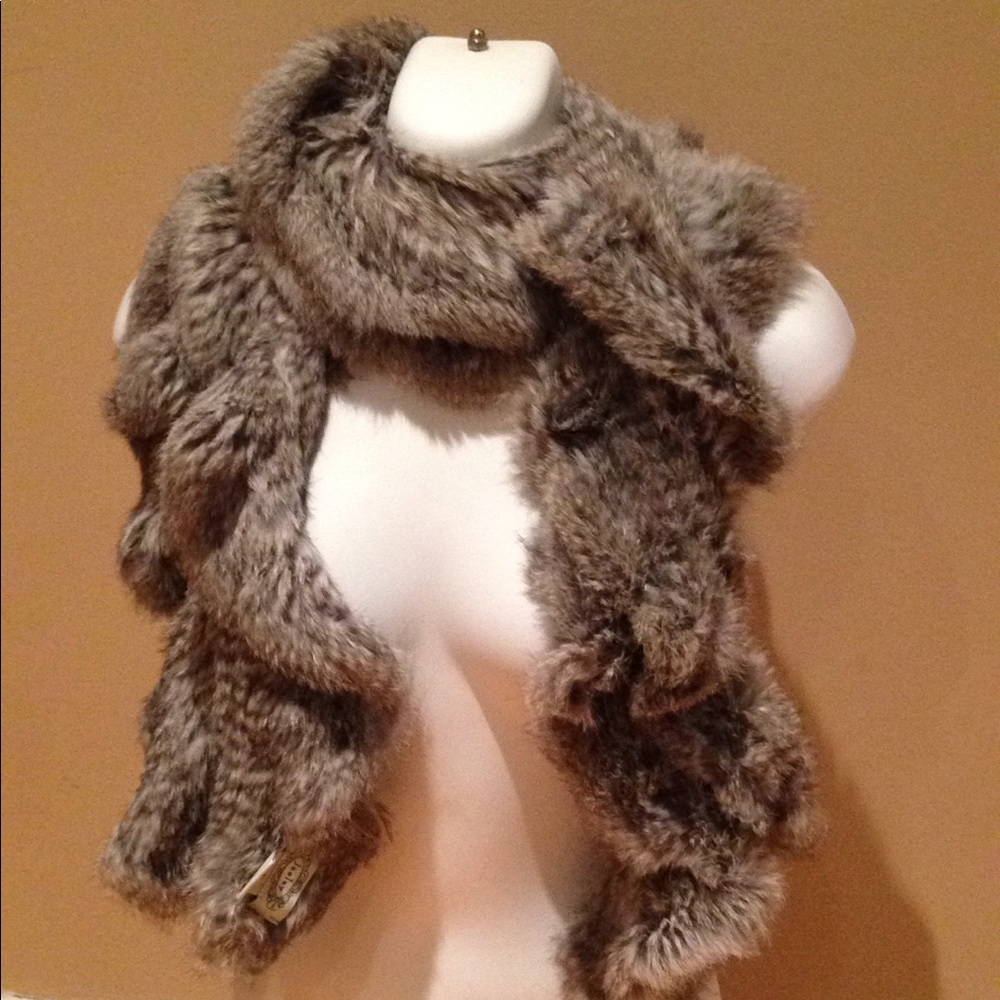 Rabbit fur scarf by joolay